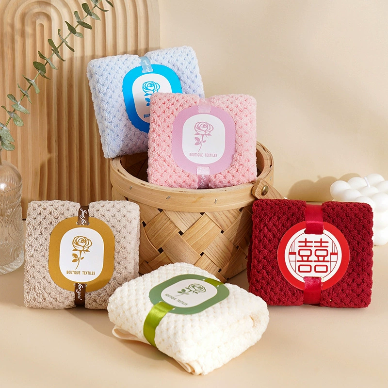 Сувенирное полотенце из кораллового велюра, впитывающее, свадебный подарок, подарок на возврат, национальный тренд, креативный подарок, полотенце с тюльпаном и медведем