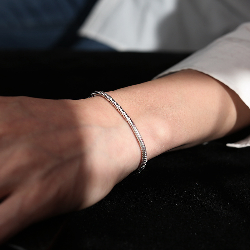 Men's Bracelet Men's Trendy European and American Students Jewelry Simple Snake Bone Chain Woven Silver Chain Accessories Chain Valentine's Day Gift for Men Men's Bracelet Men's Trendy European and American Students Jewelry Simple Snake Bone Chain Woven Silver Chain Accessories Chain Valentine's Day Gift for Men