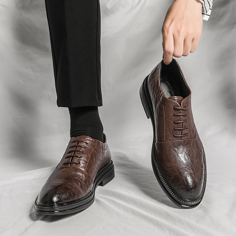 2024 club de verano barquero coreano zapatos de cuero hombre moda moda zapatos casuales transfronterizos británicos zapatos de cuero de punta moda