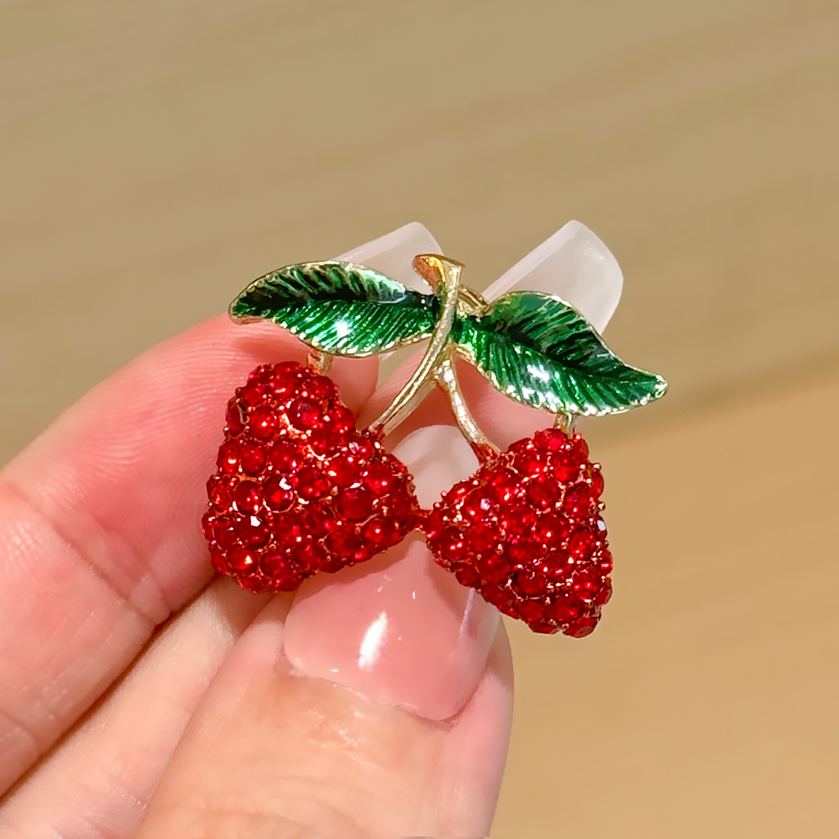 Holiday, Daily Occasion Alloy Material Cute Pin Strawberry Alloy Unisex Brooches