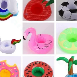 游泳圈;游泳池;宠物浴池