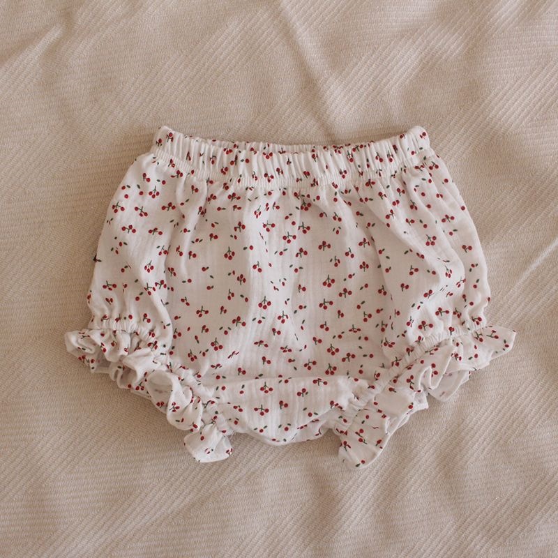 Lace-trimmed shorts/tulle pants for girls, toddlers, and infants aged 6-12 months to 1-2-3 years.