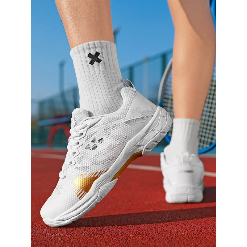 New Foreign Trade Badminton Shoes Couple Style Sports Shoes Fashion Trendy Versatile Tennis Shoes Table Tennis Shoes Wholesale