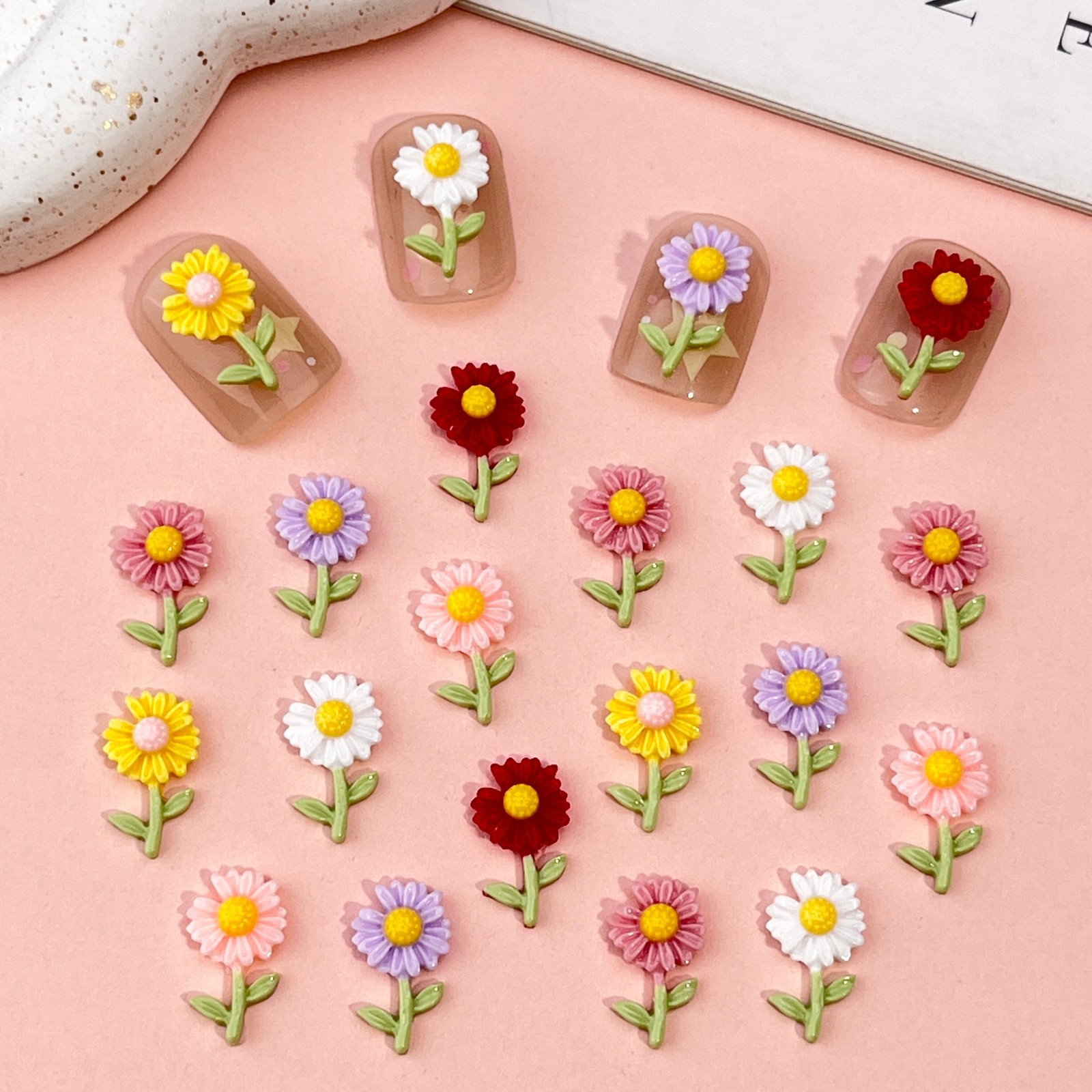 Cross-Border White Daisy Nail Art Accessories, Fresh and Colorful Flowers, DIY Phone Case, Wearable Nails, Resin Accessories