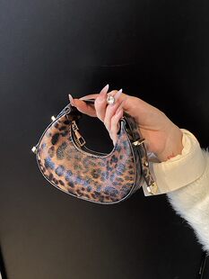 (Cross-border trading), small design fashionable cute brand small bag, handheld shoulder bag, western style