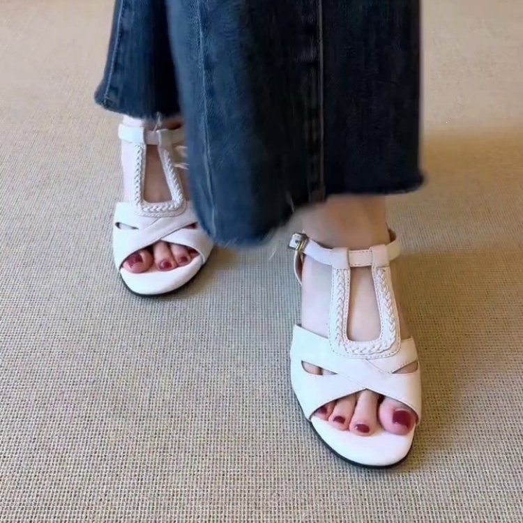 Sandalias de cuña con hebilla de superfibra y caucho con puntera abierta para verano