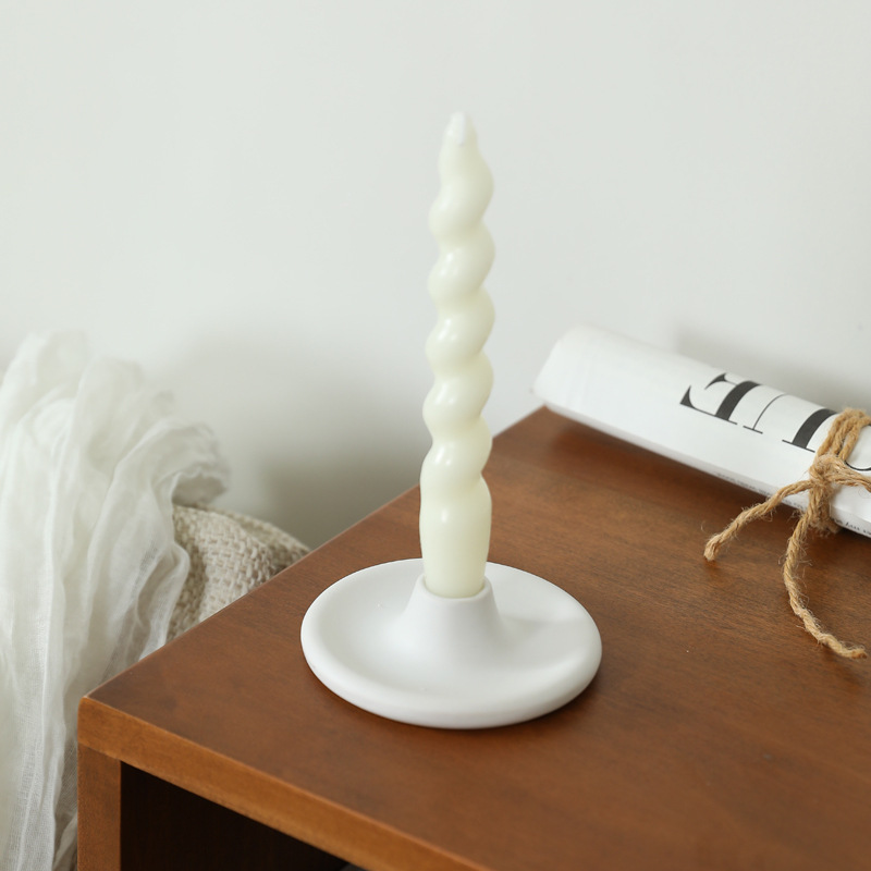 Moderno minimalista redondo negro y blanco candelabros de cerámica decoración candelabros de decoración de mesa de sala de estar creativa