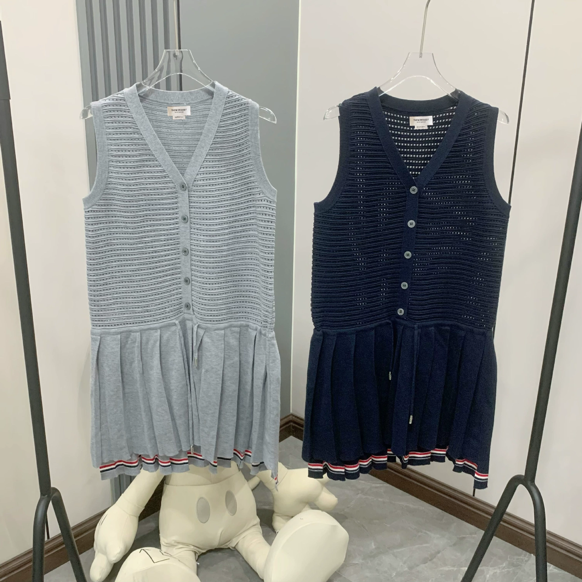 THOM BRASSY 9229 Бобо Жилет Плиссированная юбка