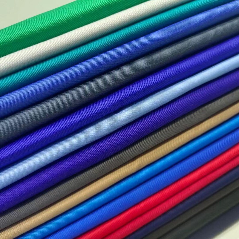 Polyester-Cotton Yarn Carded Shirt Fabric Twill Fabric Pants Fabric Luggage Fabric Workwear Fabric Casual Wear Lining Fabric Wholesale