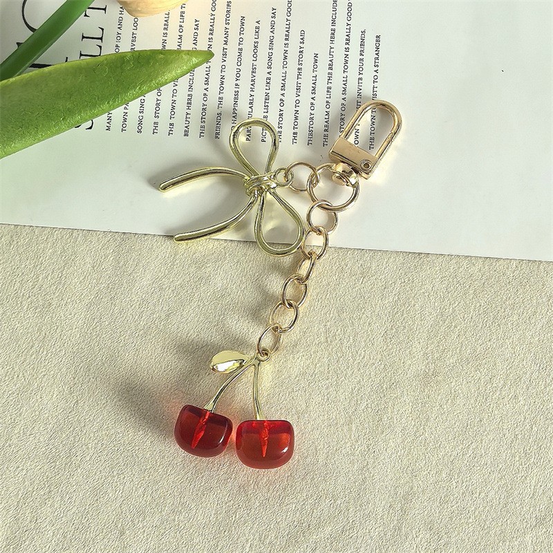 Simulación transfronteriza fruta cereza grande llavero de cereza llavero de metal bolsa colgante llavero de coche creativo