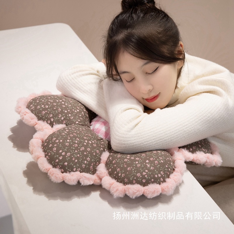 Cojín para Silla en Forma de Flor de Peluche Ergonomico para Oficina y Dormitorio image 4