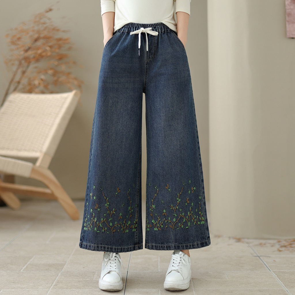 Spring and Autumn Embroidered Flared Wide-Leg Pants for Women, Loose Casual Denim Pants, High-Waisted Plus Size