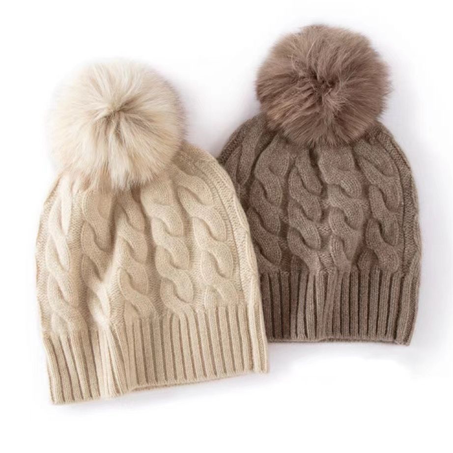 Demi-season woolen hat