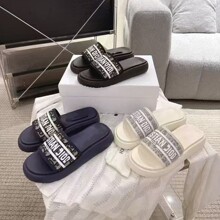 厚底拖鞋女夏外穿ins潮高级感2025年新款网红真皮一字拖防滑超火