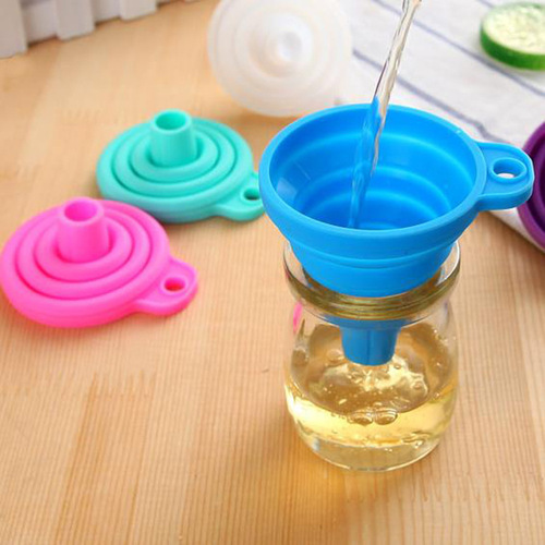 Creative Foldable Mini Telescopic Funnel Kitchen Supplies Silicone Funnel Household Liquid Dispensing Oil Can Funnel Wine Funnel