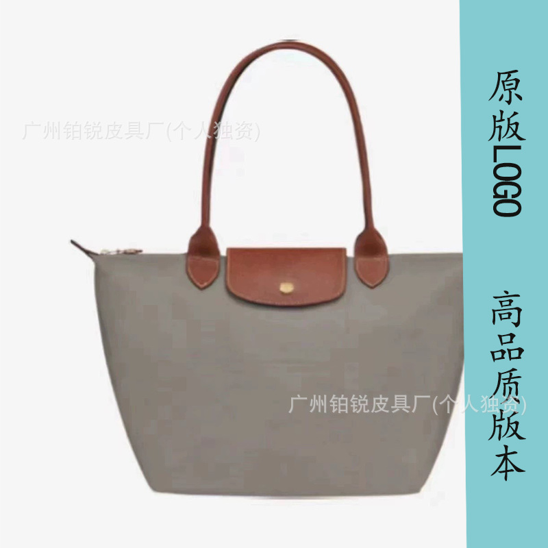 Classic turtle dove gray