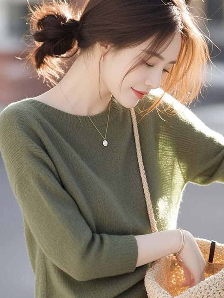 Áo len dệt kim nữ cổ tròn phong cách Hàn Quốc, form rộng, chất liệu mềm mại — Đậu xanh
