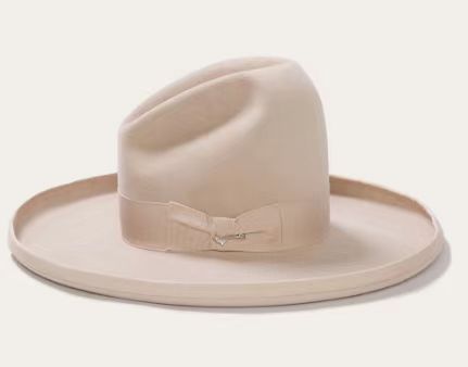 Ny fransk top i beige uld_voghion.com