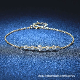 项链;耳钉;戒指