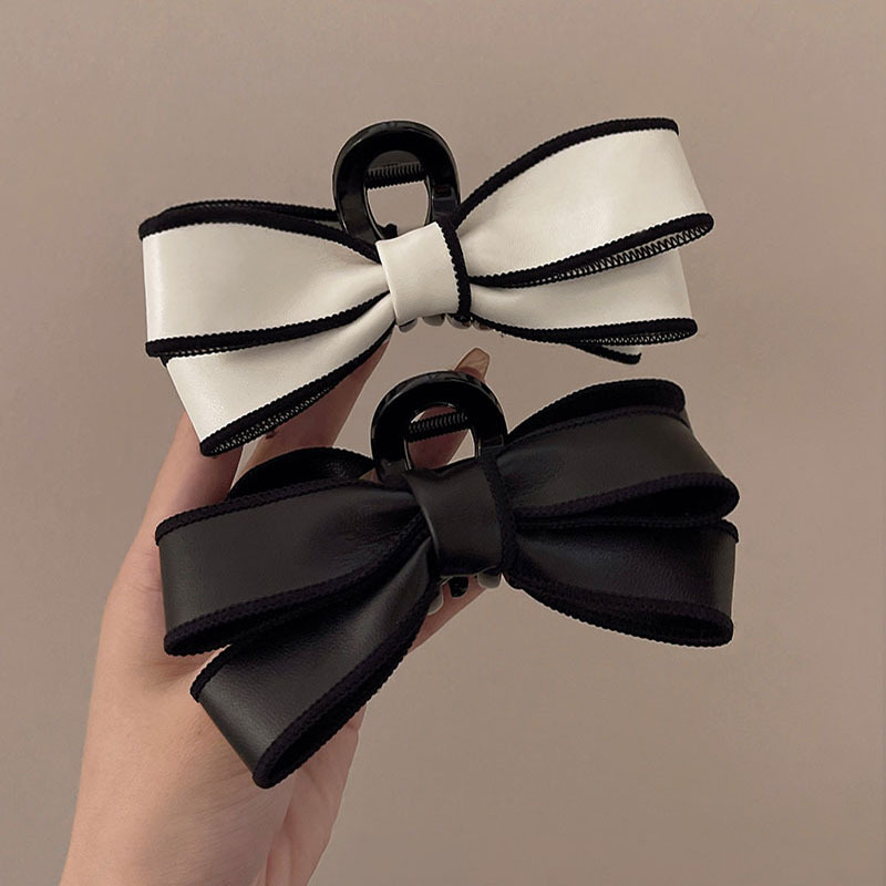 Women's Sweet Simple Style Bow Knot Plastic Cloth Hair Claws display picture 1