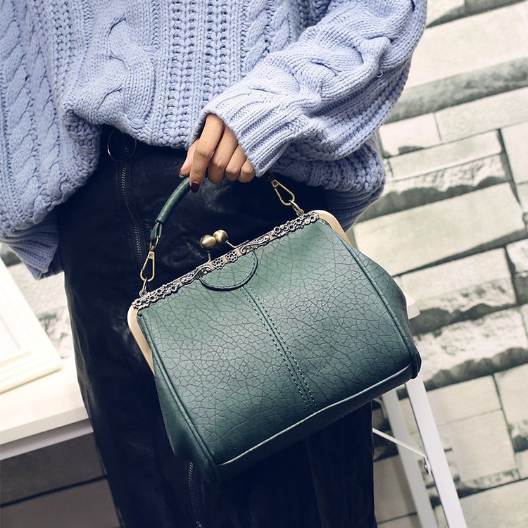 Shell 2023 New European And American Retro Burst Pattern PU Simple Youth Shoulder Handbag Fashion Women's Bag_voghion.com