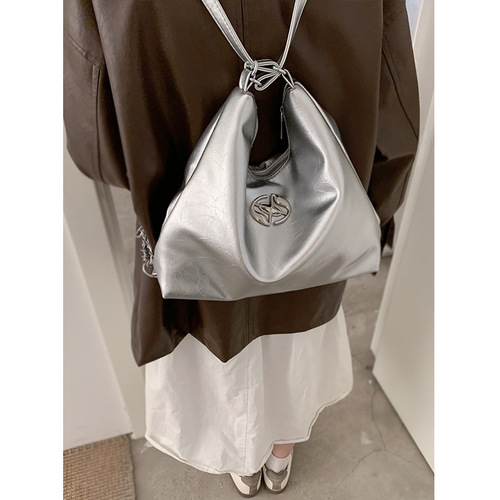 Backpack women's new trendy fashion chain bucket bag student class large capacity tote bag