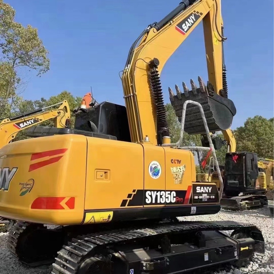 Excavadoras Sany135 y 155 horas de trabajo 200 km de carretera