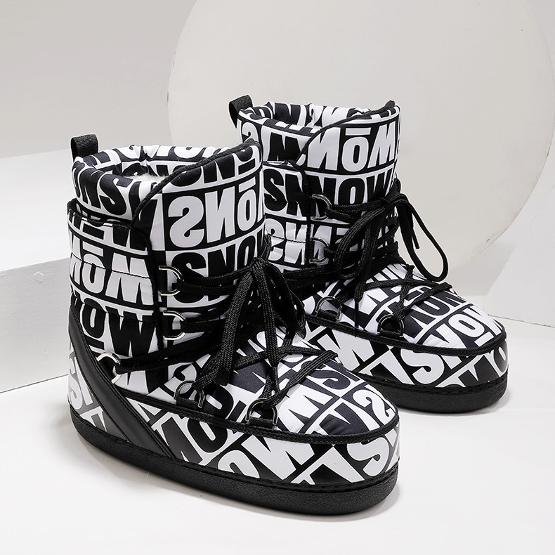 Espacio botas transfronterizas más tamaño invierno esquí luna botas celebridad de Internet mismo mitad de la pantorrilla engrosada felpa al por mayor entrega de una sola pieza