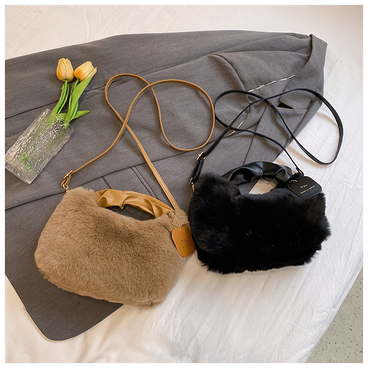 2023 Autumn/Winter Versatile Simple Solid Color Single Room Crossbody Bag Women's Fashion_voghion.com