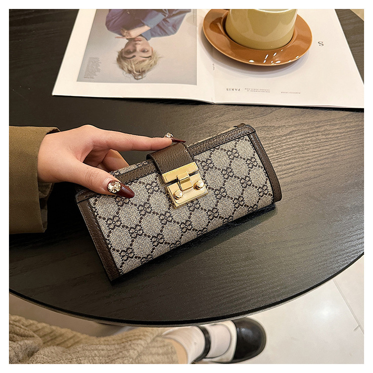 Vintage Monogram Women's Trifold Wallet With Lock And Card Slots_voghion.com