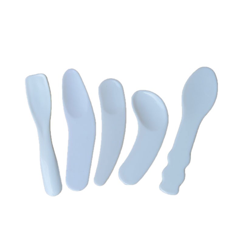En stock maquillaje herramientas de plástico cara crema cuchara máscara cuchara recoger palillo cuchara raspado ojo crema embalaje palo moldeo por inyección cuchara