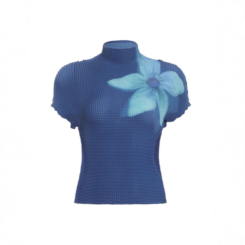 Blue Floral Print Half-High Collar Short-Sleeved T-Shirt for Women in Summer, Slim Fit, Casual and Fashionable Pleated Top t Blue Floral Print Half-High Collar Short-Sleeved T-Shirt for Women in Summer, Slim Fit, Casual and Fashionable Pleated Top t