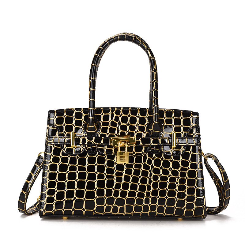 Bolsas de cocodrilo de alta calidad para mujeres 2024 nueva moda bolsas portátiles de moda Kylie bolsas de oro de inclinación universal bolsas grandes