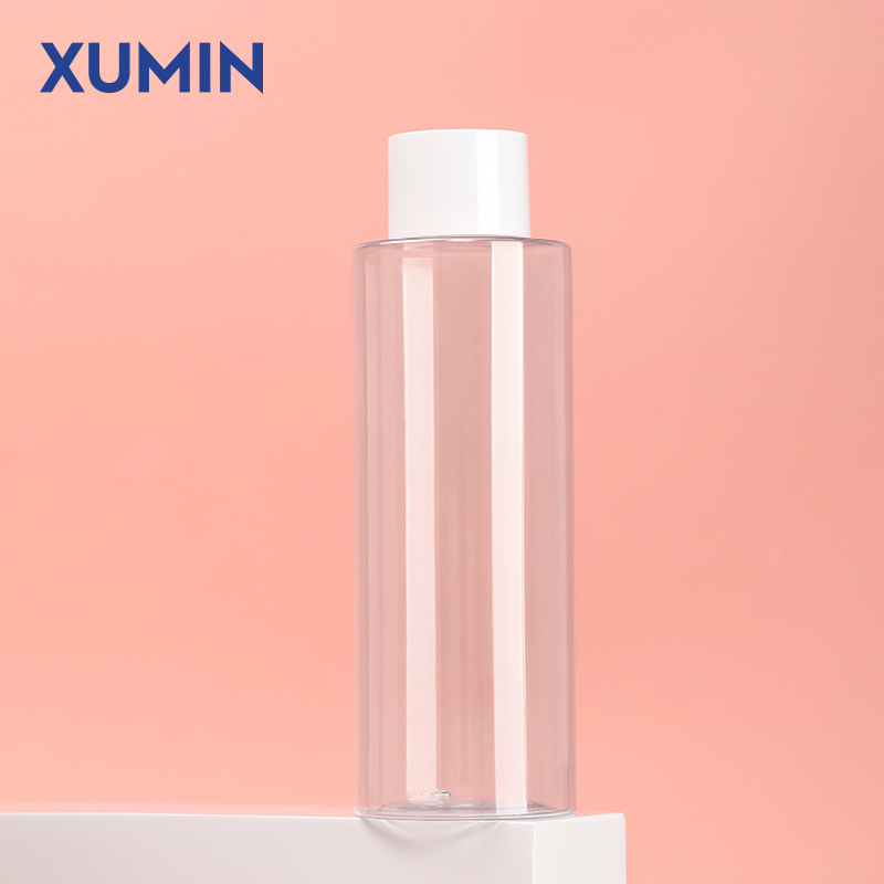 Botella de cosméticos Xumin embalaje PET esmerilado botella de cubierta blanca 300ml botella de rocío transparente plata brillante / cubierta blanca opaca limpieza