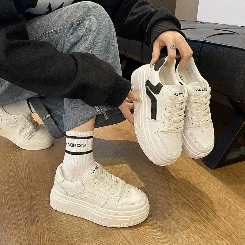 Повседневная Белая обувь, летняя женская 2023 Новая Осенняя обувь на толстой подошве, стильная повседневная спортивная женская обувь, модная