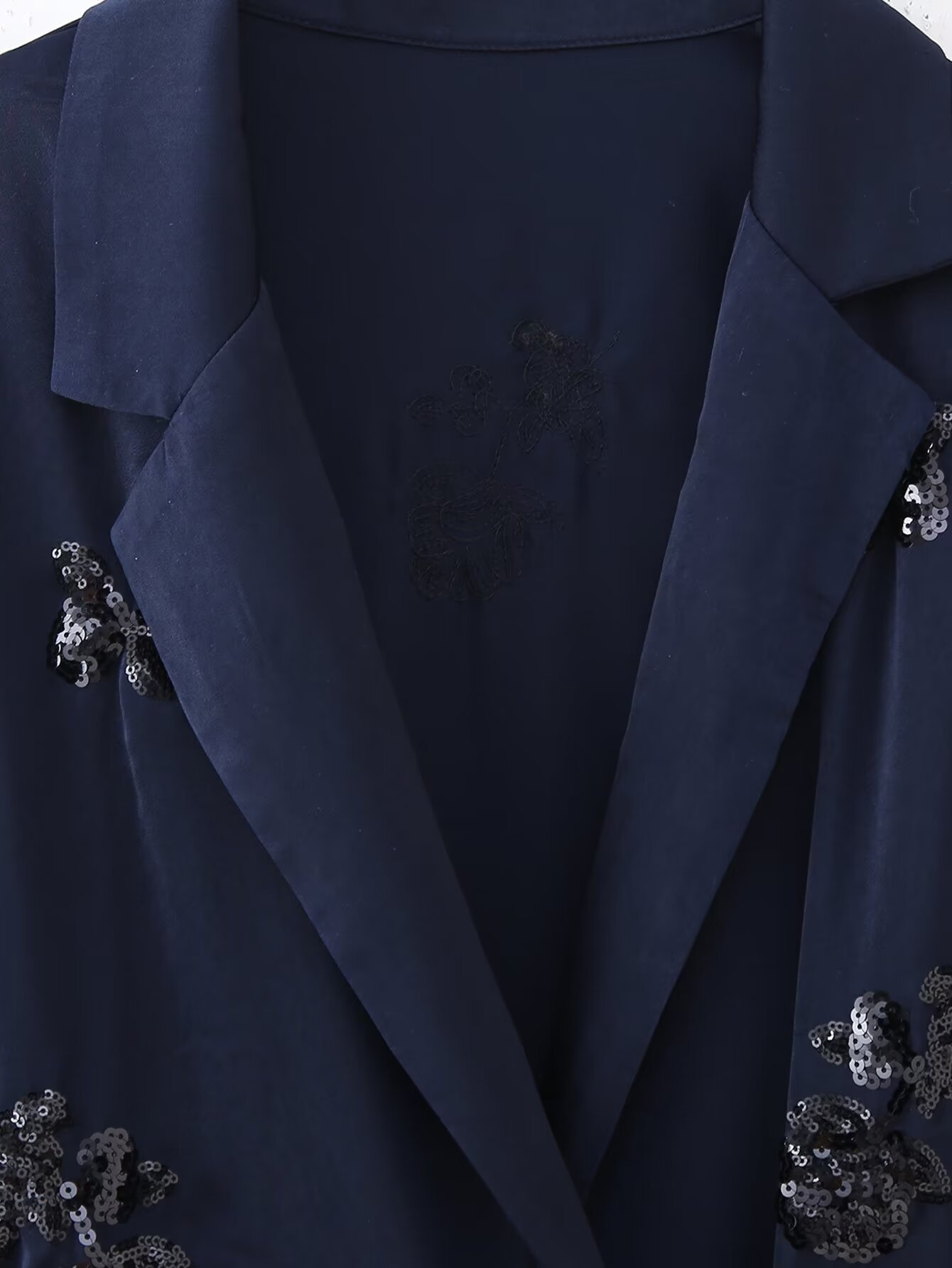 Dámske oblečenie, letná novinka 2024, sako s dlhými nohavicami a perleťovou ozdobou_voghion.com