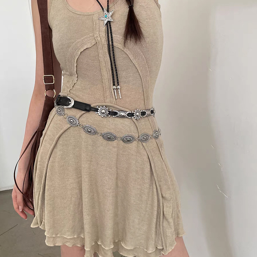 2024 Neuer amerikanischer Mode-Retro-Taillengürtel mit geschnitztem geometrischem elliptischen Gürtel, lässiger, vielseitiger Jeansgürtel im Y2K-Stil, einzigartiges Designgefühl aus Metall_voghion.com