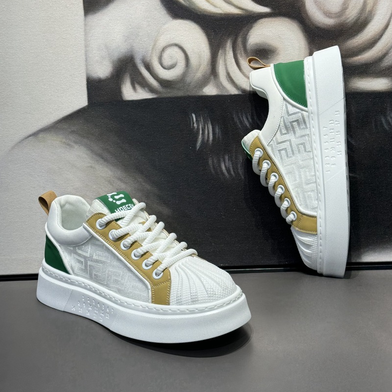 Pánske nové priedušné biele sieťované všestranné športové a voľnočasové topánky s hrubou podrážkou a piškótovou podrážkou na jar/leto 2024_voghion.com