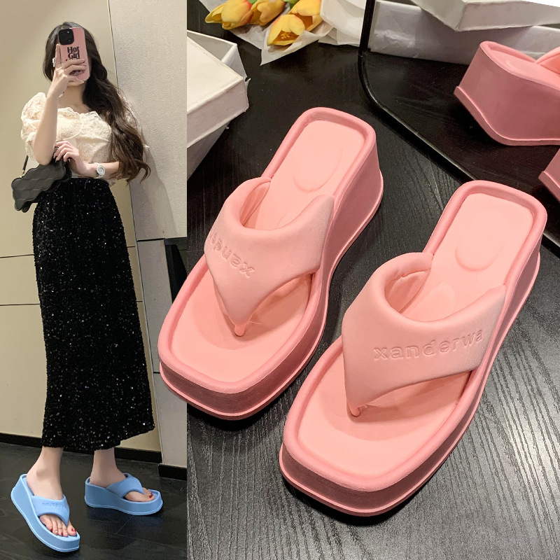 Fashionable capacious slippers platform square toe