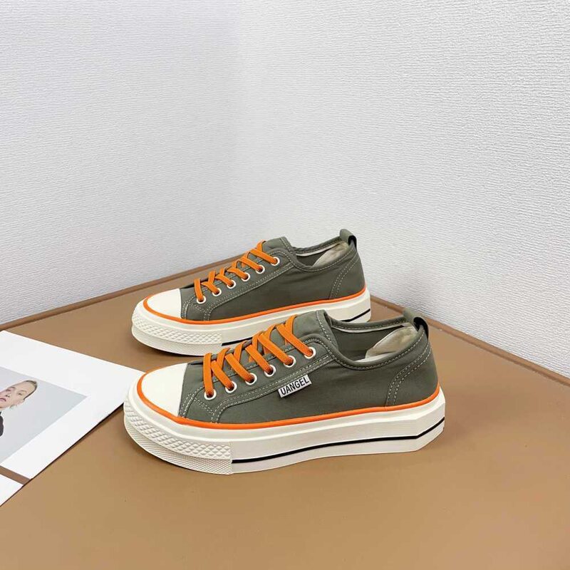 Thick-Soled Breathable Canvas Shoes for Women 2026 Spring and Summer New Style Soft-Soled Lightweight Slip-On Candy-Colored Casual Sports Sneakers