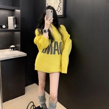 �W�t�Sɫ㼑��Lë��Ů�ﶬ�ٴ�ɕr�����^�Ӻ����L��С��ᘿ���