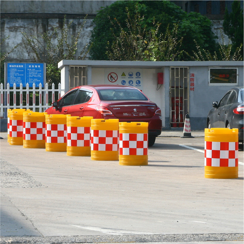 barril de advertencia de barril de reflexión barril de plástico cilíndrico rodado barril anti-colisión caballo de agua grueso soplado barril anti-colisión