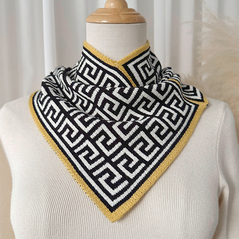 Nueva moda todo partido houndstooth bufanda de punto bufanda de las mujeres otoño y el invierno engrosado cuello cálido protección de cuello de triángulo bufanda