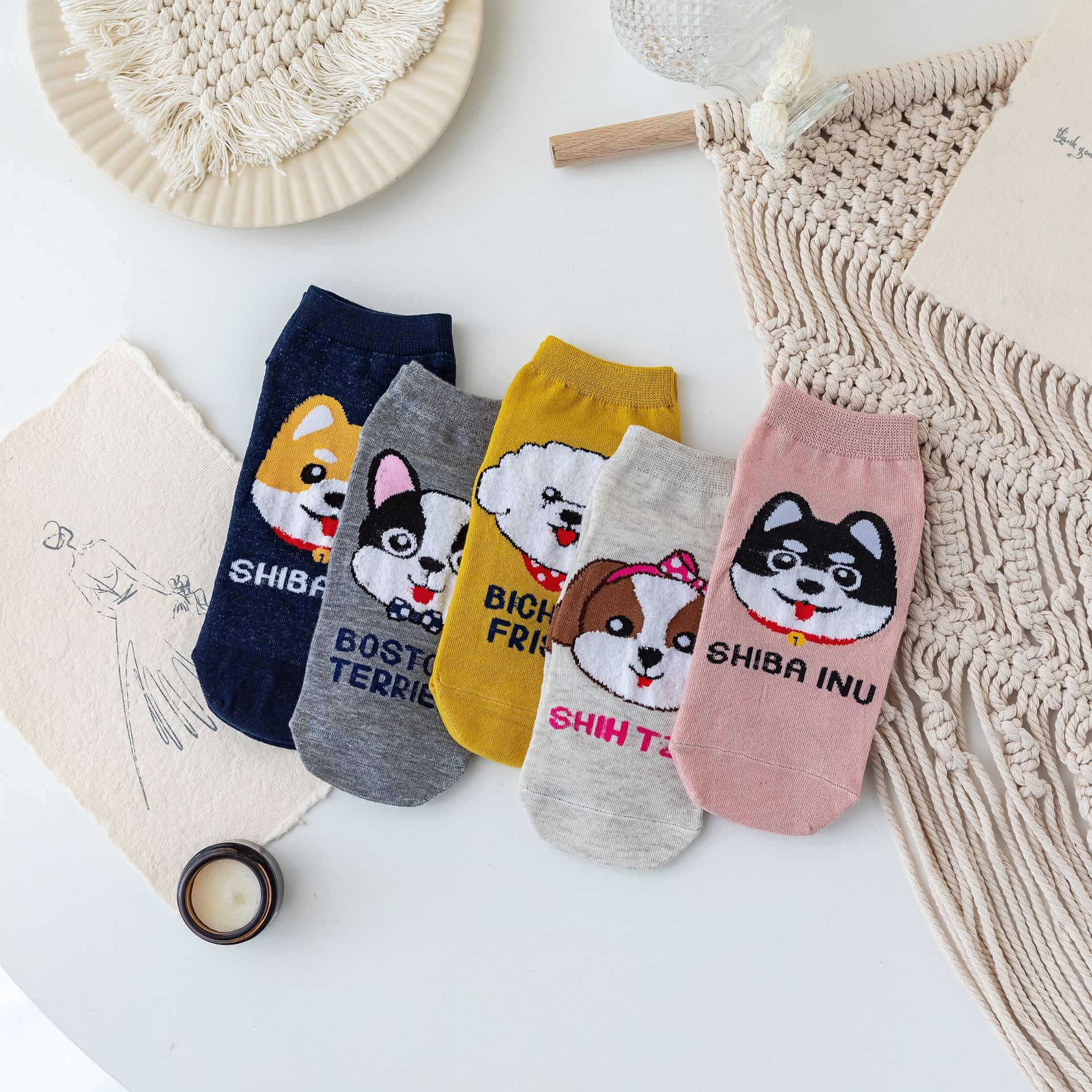 Primavera y verano nueva caricatura Comercio exterior Calcetines de barco de mujer estilo universitario boca baja calcetines invisibles ins estilo japonés calcetines cortos de moda