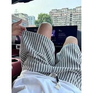 Retro Black and White Striped Printed Shorts Men's Summer Trendy Casual Loose Five-Point Pants Plus Size American Sports Pants