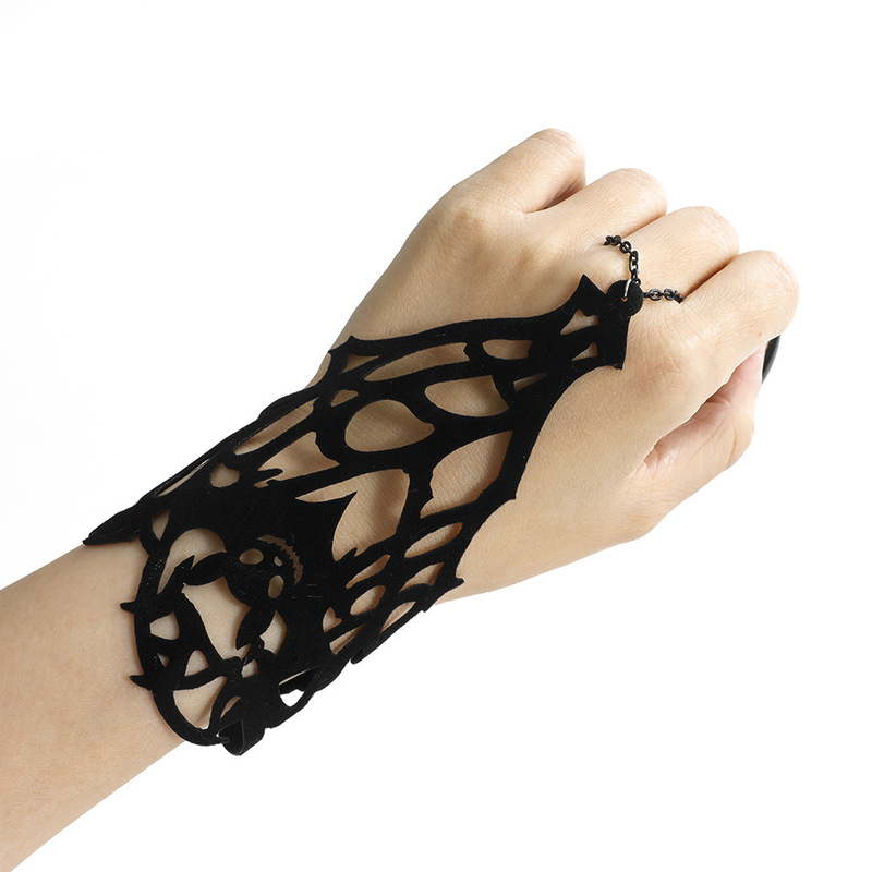 Cross-border New Halloween Hollow-out Spider Web Finger Chain Dark Style Bracelet Prom Holiday Party Cross-border New Halloween Hollow-out Spider Web Finger Chain Dark Style Bracelet Prom Holiday Party