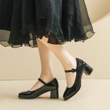 法式瑪麗珍鞋女2023年新款溫柔方頭粗跟單鞋淺口一字帶氣質高跟鞋