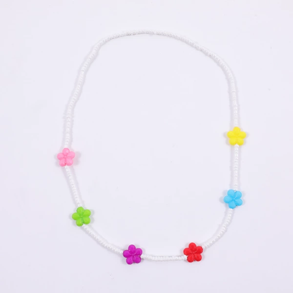 Necklace flower-shaped, bracelet, flowered