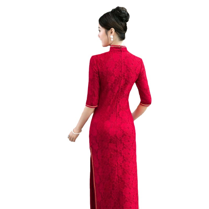 Autumn red cheongsam