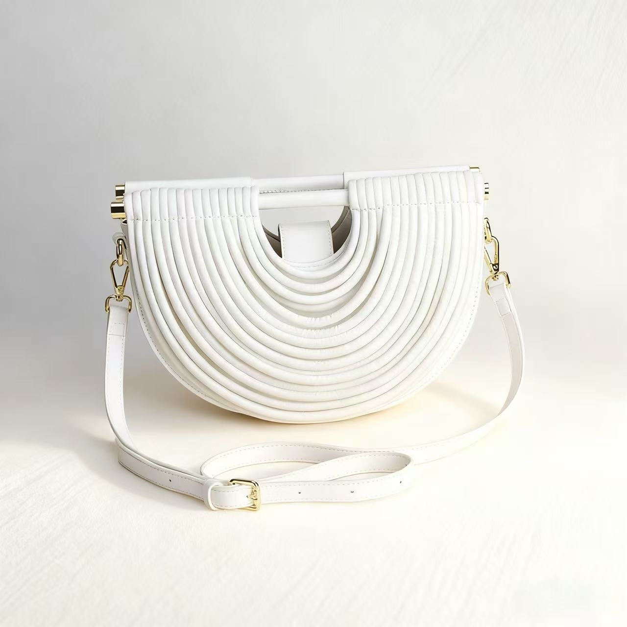 Nuevo transfronterizo tejido bolsa de cena de mujer fiesta moda personalidad bolsa de mano de moda alta sensación de fideos bolsa de noche